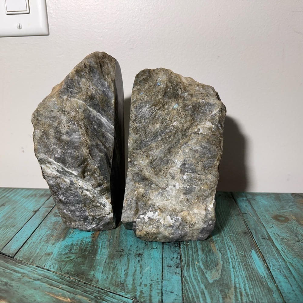 Labradorite Bookend Set - Picture 3 of 16